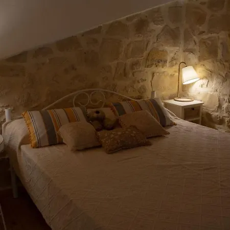 Semesterbostad The Secret Ontas, Traditional Stone House Rethymno